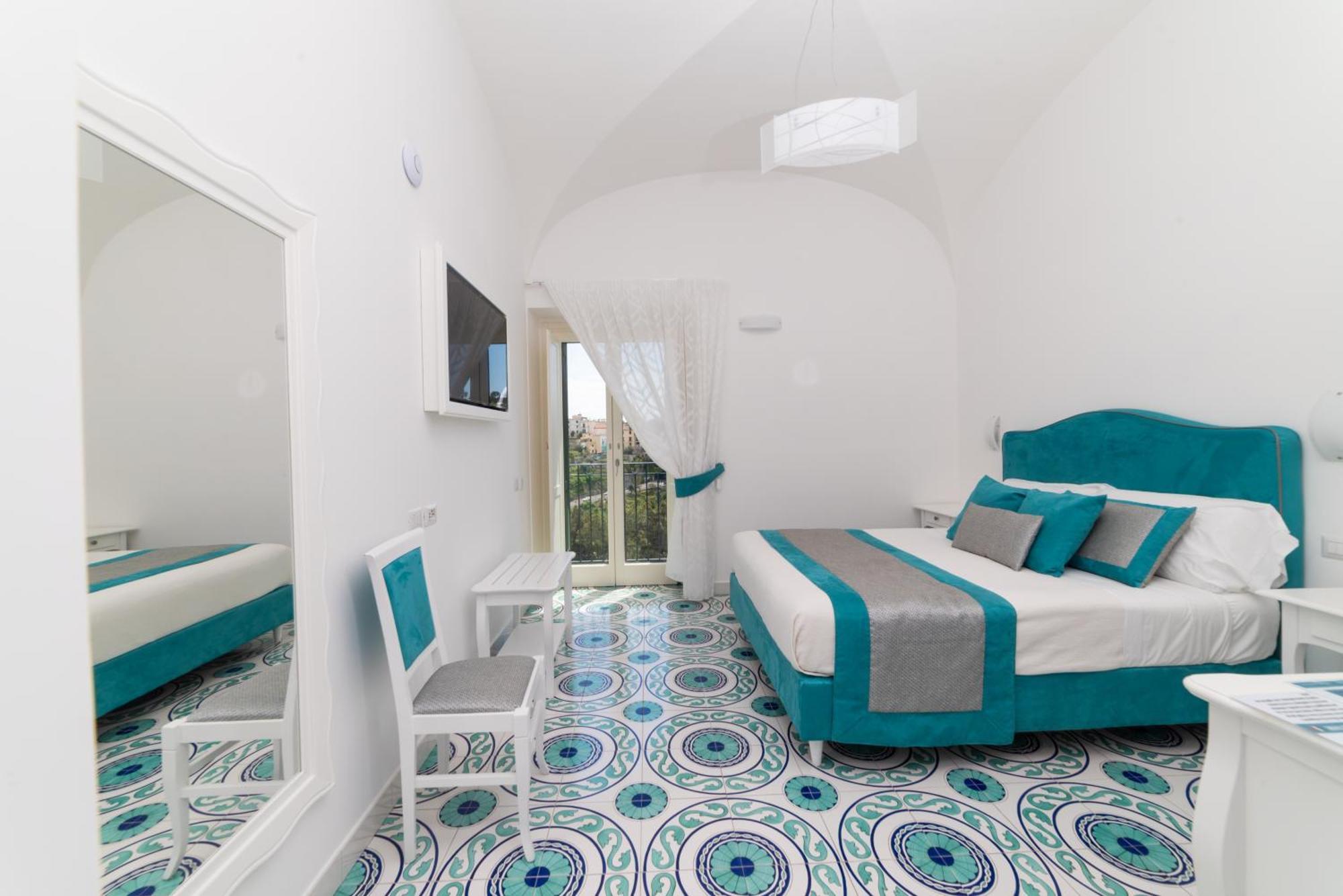 Suites In The Amalfi Coast - Guesthouse With Terrace Near Amalfi - Breathtaking View Of Ravello سكالا المظهر الخارجي الصورة